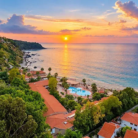 Baia Tropea Hotel Fitili