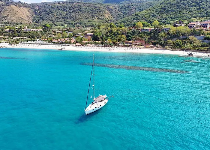 Baia Tropea Szálloda 4*