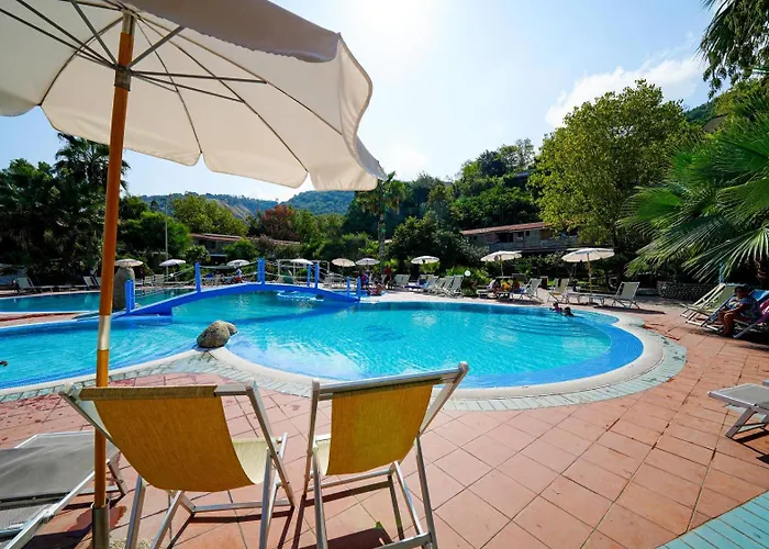 Szálloda Baia Tropea Fitili